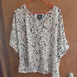 Leopard Print V-Neck Top